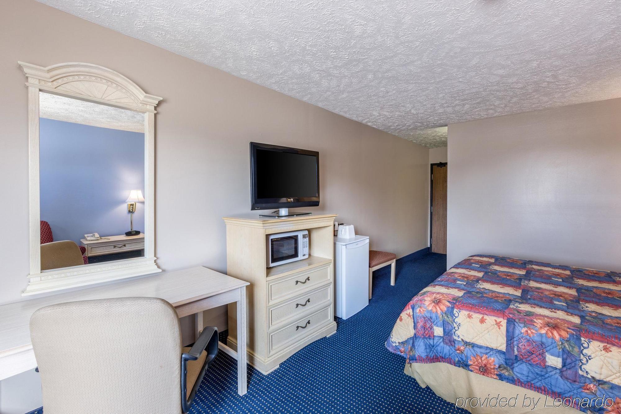Rodeway Inn Central City Экстерьер фото